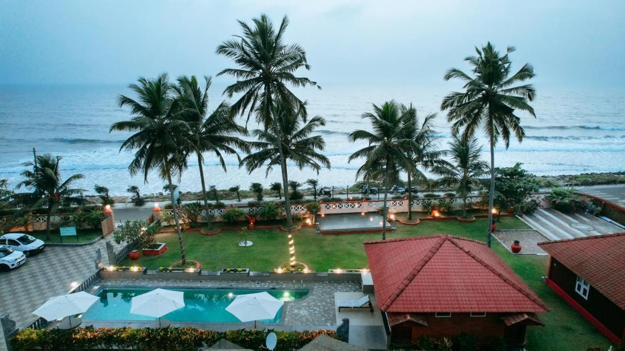 Asokam Beach Resort Kannur Extérieur photo