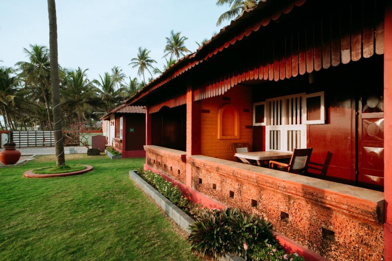 Asokam Beach Resort Kannur Extérieur photo