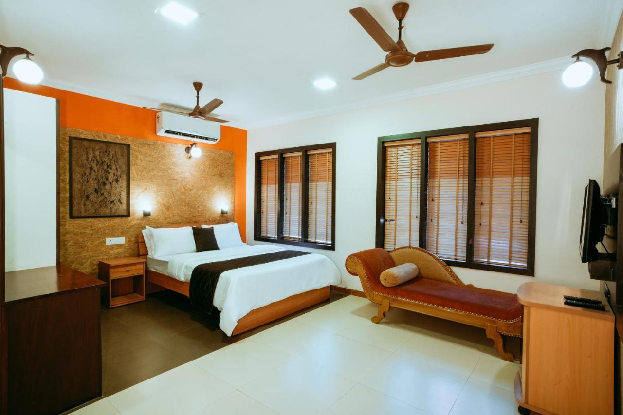 Asokam Beach Resort Kannur Extérieur photo