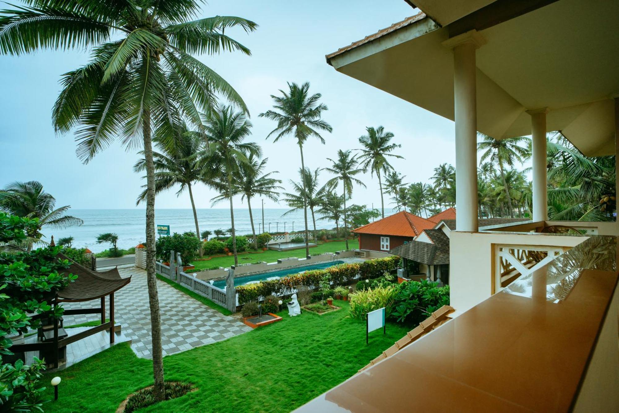 Asokam Beach Resort Kannur Extérieur photo