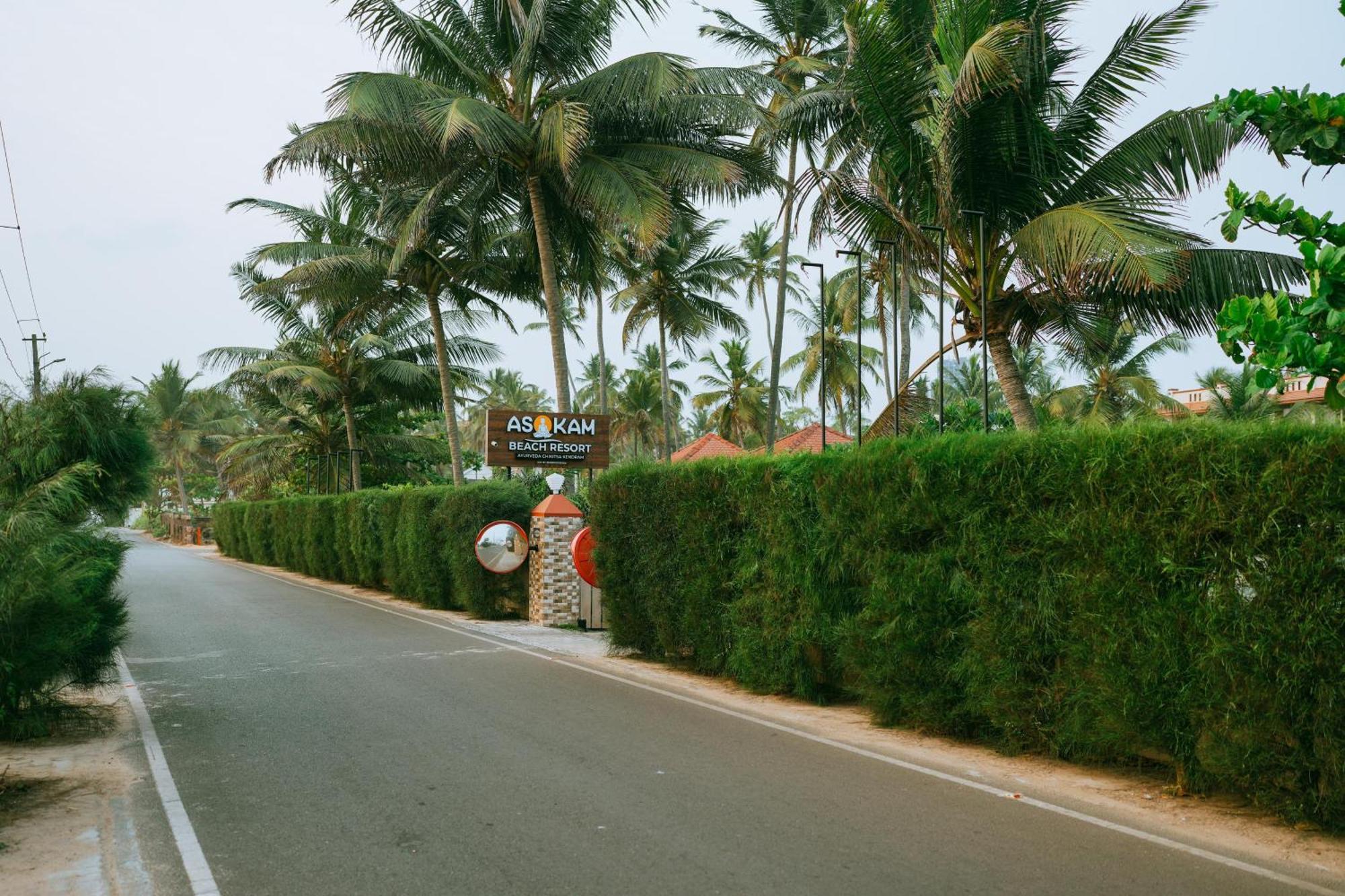 Asokam Beach Resort Kannur Extérieur photo