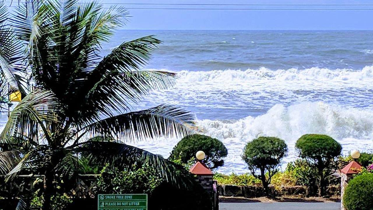 Asokam Beach Resort Kannur Extérieur photo