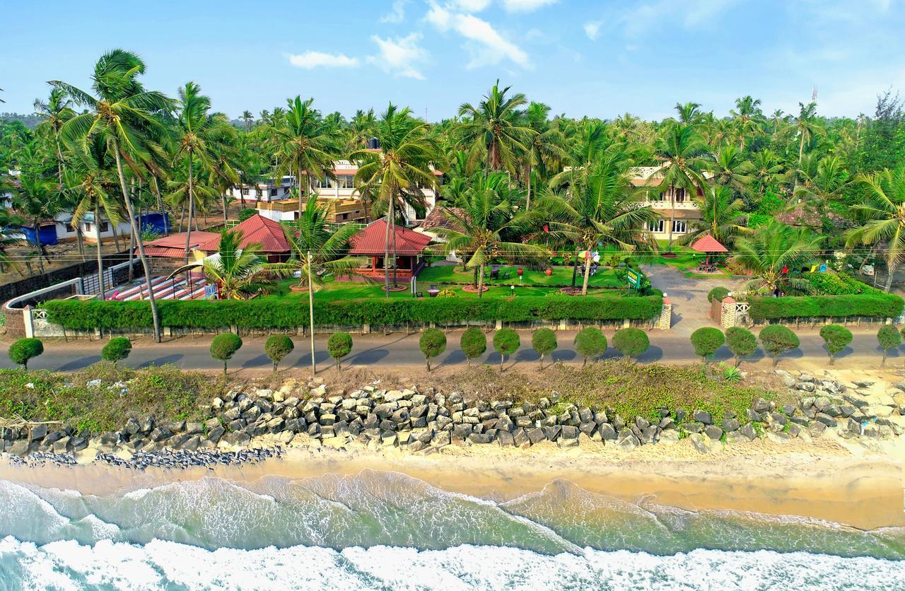 Asokam Beach Resort Kannur Extérieur photo