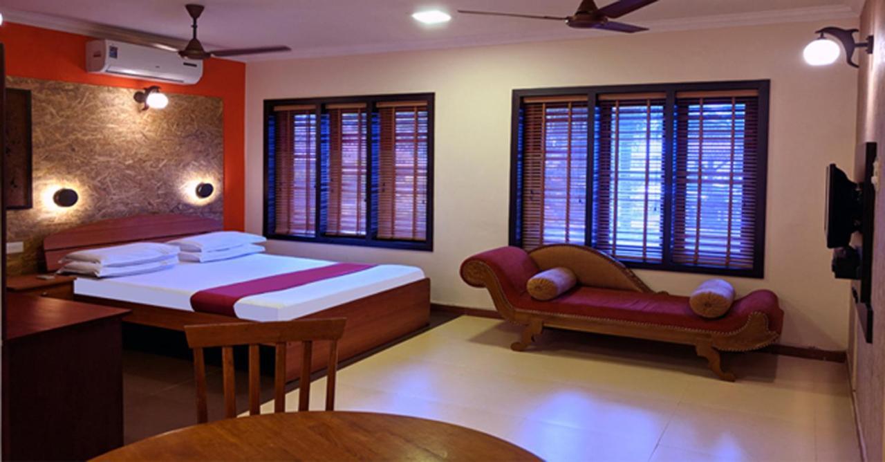 Asokam Beach Resort Kannur Extérieur photo