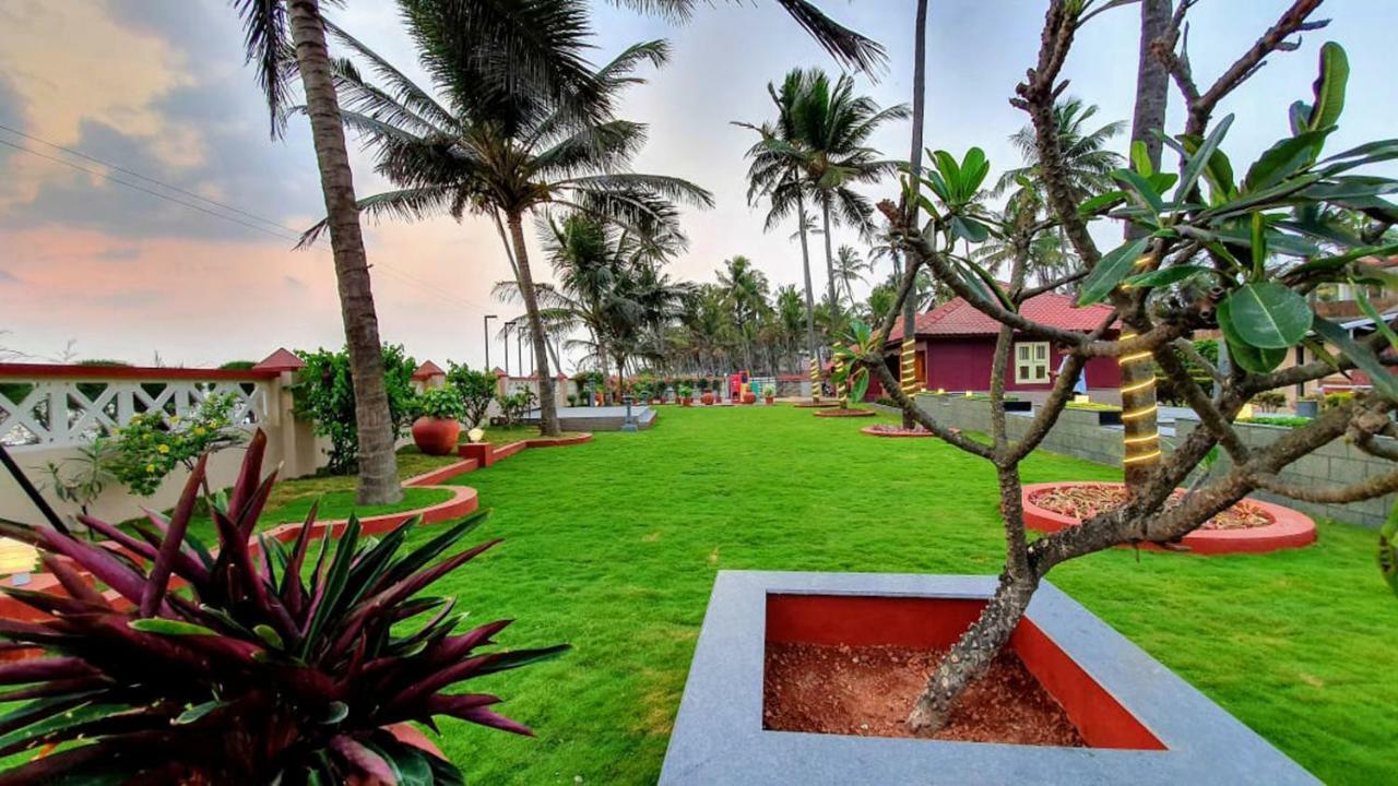 Asokam Beach Resort Kannur Extérieur photo