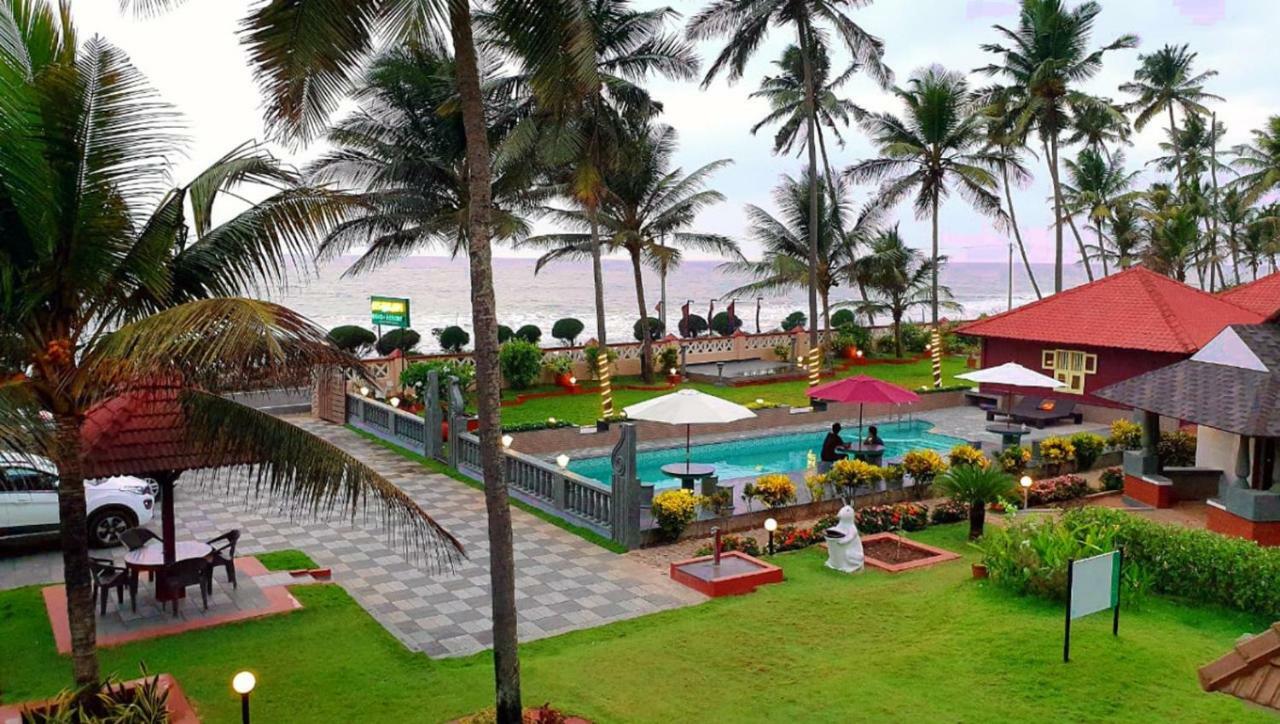 Asokam Beach Resort Kannur Extérieur photo