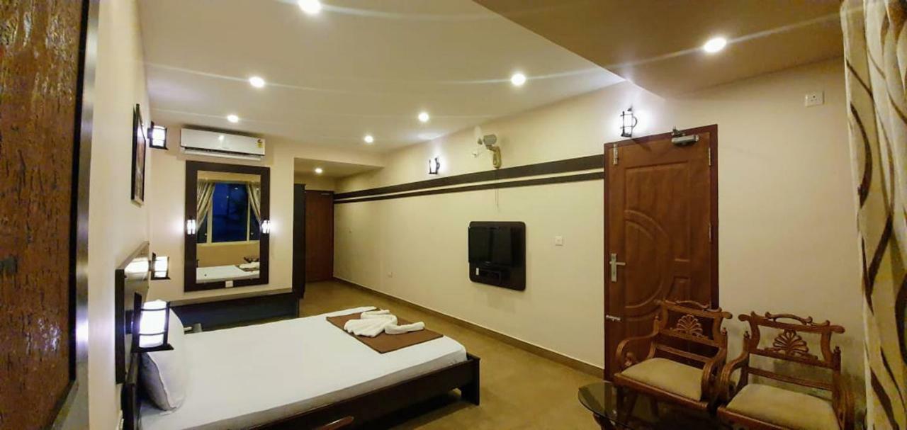 Asokam Beach Resort Kannur Extérieur photo